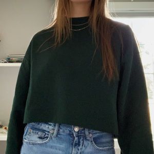 cropped dark green sweatshirt
